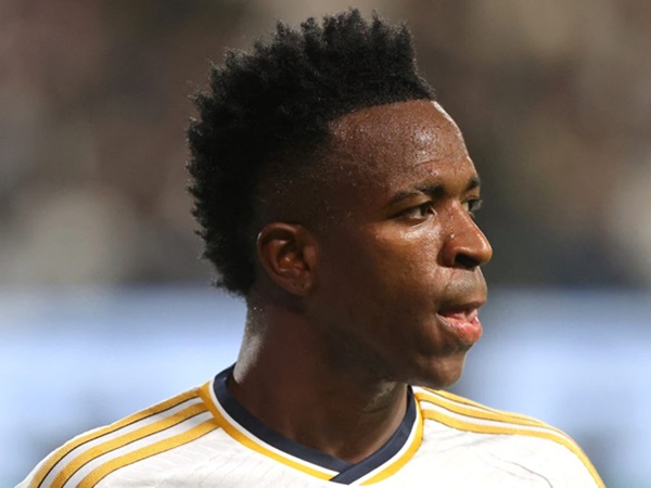 Vinicius Jr Panaskan Rumor Transfer Kylian Mbappe