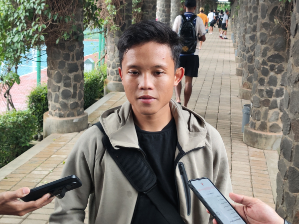 Winger Persib, Arsan Makarin ketika diwawancara