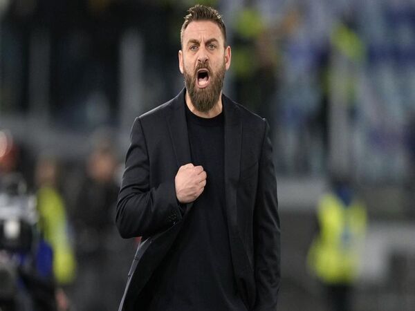 Daniele De Rossi pede AS Roma bisa merepotkan Inter Milan pada laga pekan ke-24 Serie A yang berlangsung hari Minggu (11/2) besok / via Getty Images
