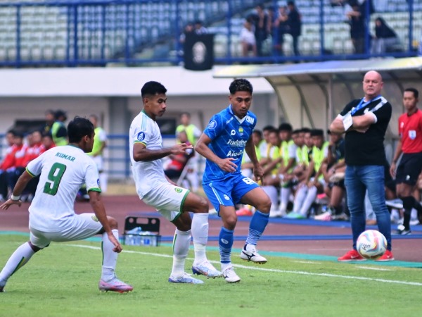 Daisuke Sato ketika masih membela Persib