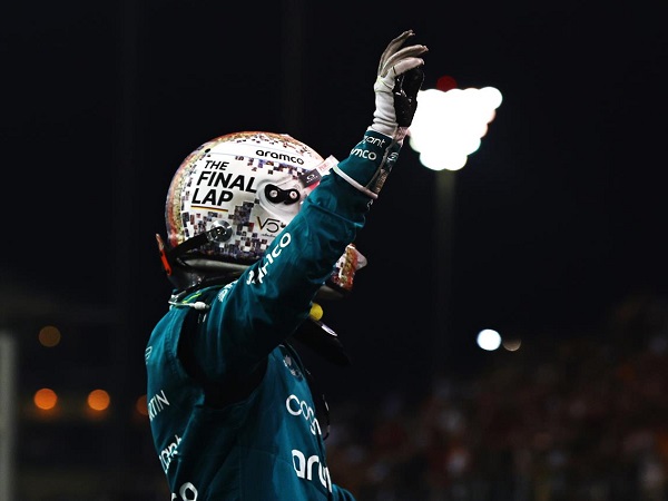 Sebastian Vettel berpotensi gantikan sosok Lewis Hamilton.
