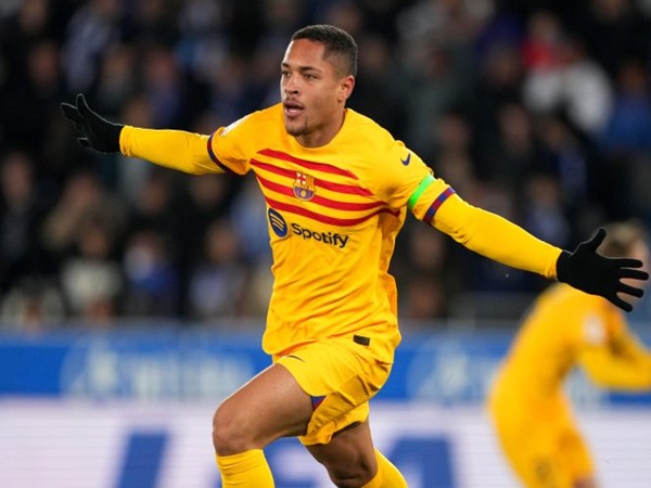 Victor Roque Mengungkapkan Kekagumannya ke Lewandowski