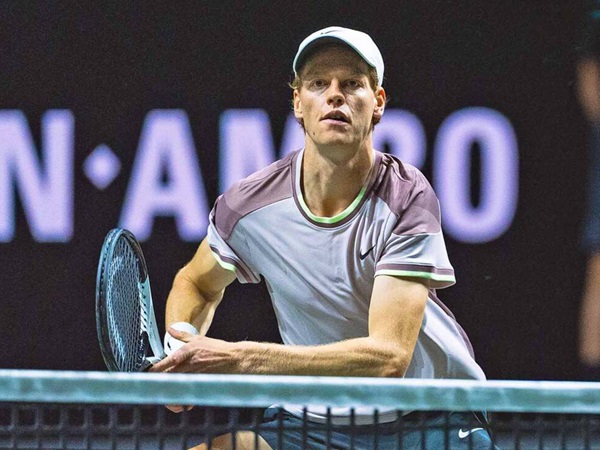 Kemenangan Ke-200 Kirim Jannik Sinner Ke Semifinal Di Rotterdam