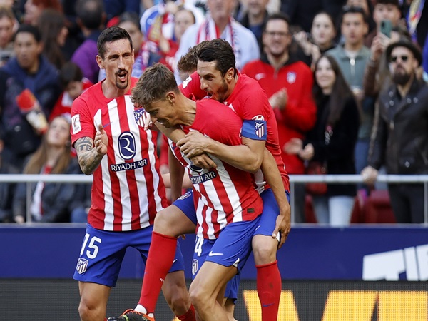 Atletico Madrid libas Las Palmas 5-0