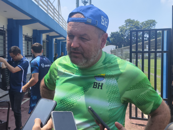 Pelatih Persib, Bojan Hodak