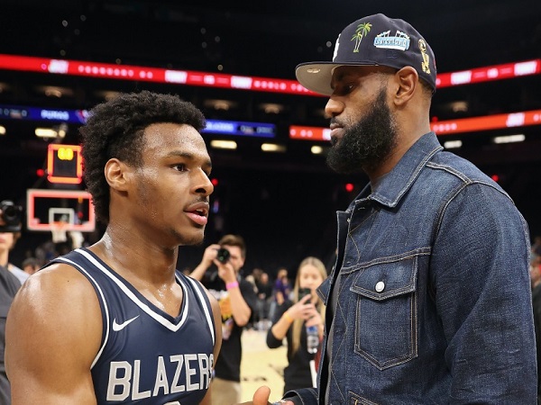LeBron James serahkan keputusan draft kepada Bronny James.