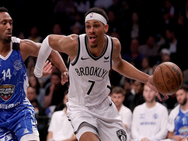 Philadelphia 76ers Berencana untuk Mengontrak Darius Bazley