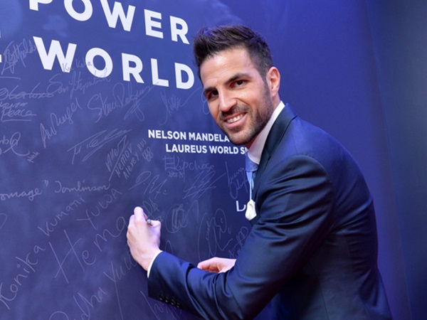 Cesc Fabregas Berikan Peringatan ke Barcelona