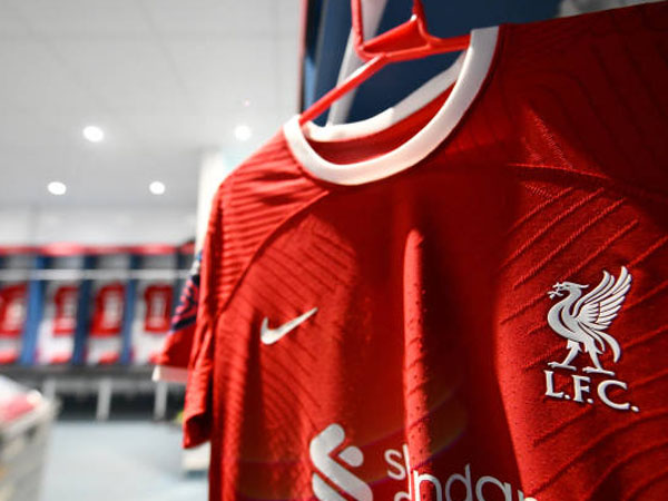 Liverpool Pimpin Pendapatan Penjualan Jersey Terbanyak di Premier League