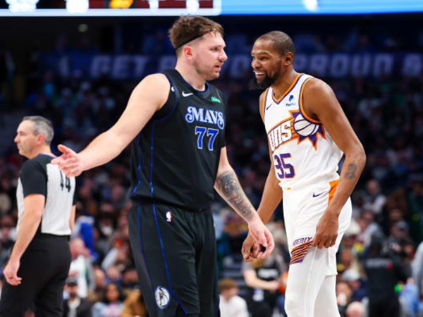 Dallas Mavericks Jadi Tim yang Menakutkan di NBA
