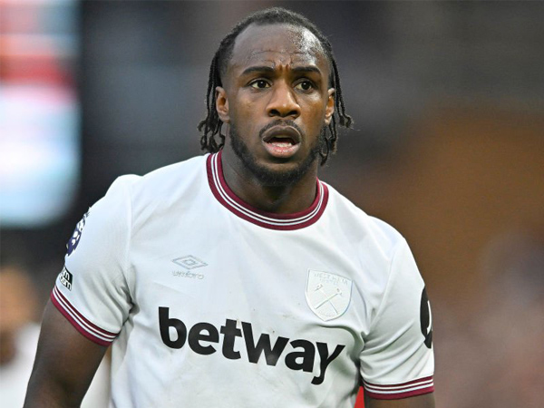 Michail Antonio.
