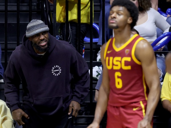 Bronny James Akan Membuat Keputusan Bermain di NBA