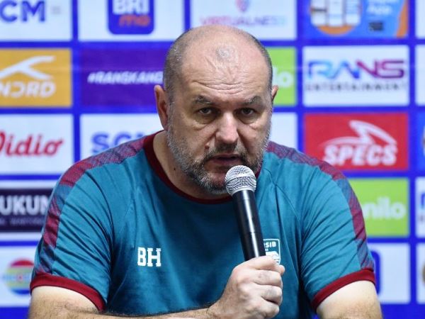 Bojan Hodak puas dengan penampilan impresif Persib