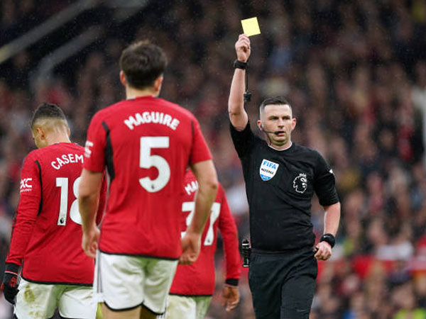 Michael Oliver Akan Jadi Wasit Utama Laga Liverpool vs Manchester City