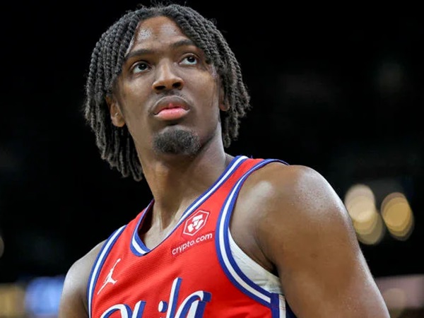Tyrese Maxey Dikabarkan Mengalami Gegar Otak, Absen Lawan Nets