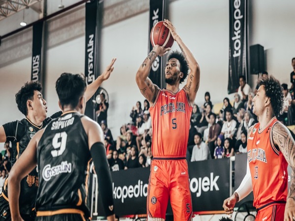 Pelita Jaya Jakarta Tanpun Sapu Bersih Satya Wacana