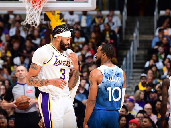 Minnesota Timberwolves tidak berdaya di hadapan Los Angeles Lakers.