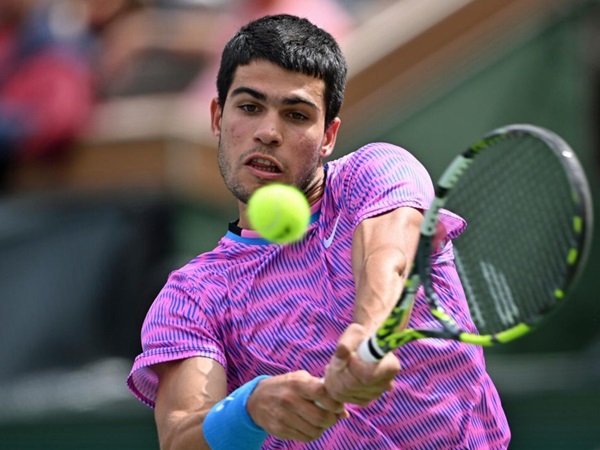 Bermain Tanpa Cela, Carlos Alcaraz Jegal Felix Auger Aliassime Di Indian Wells