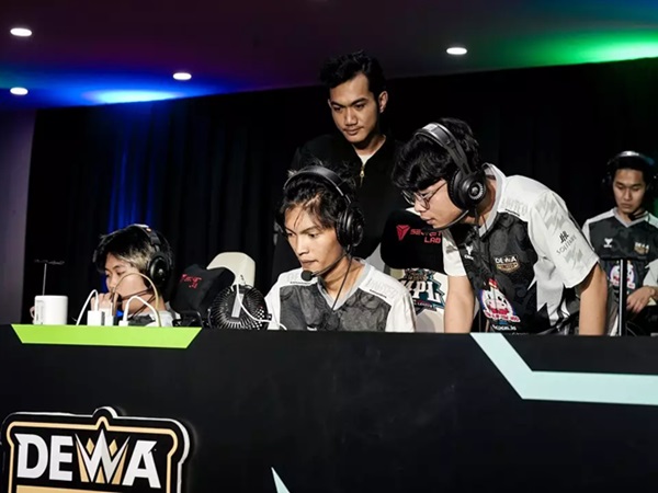 MDL ID S9: Dewa United Bungkam Persija Esports