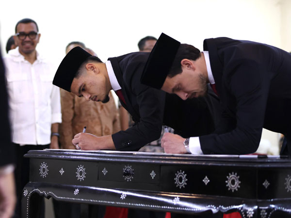 Ragnar Oratmangoen dan Thom Haye siap berkontribusi untuk timnas Indonesia