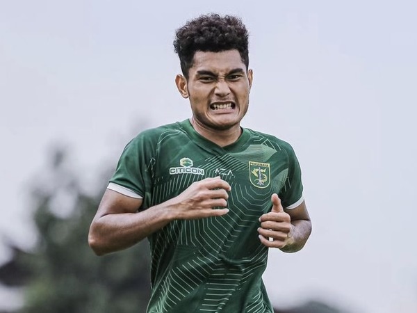 Pemain Persebaya Surabaya, Mikael Tata