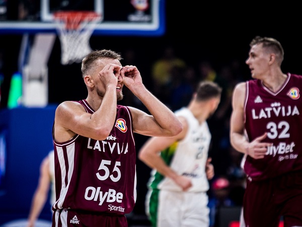 Arturs Zagars berharap bisa segera pulih total dari cedera lututnya.