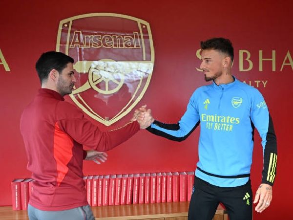 Mikel Arteta dan Ben White