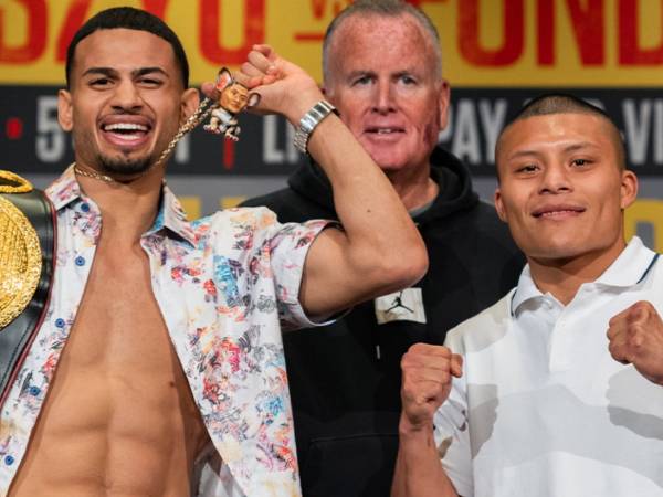 Rolando Romero (kanan) dan Isaac Cruz. (Foto: Ring TV)