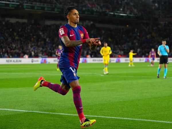 Mateu Lahoz Bicara tentang Keputusan Menganulir Gol Raphinha