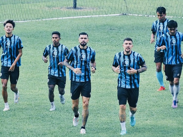 Latihan Arema FC pada masa jeda kompetisi