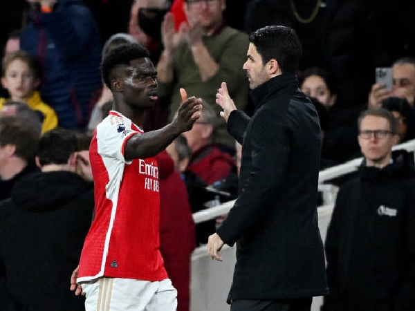 Bukayo Saka dan manajer Arsenal, Mikel Arteta