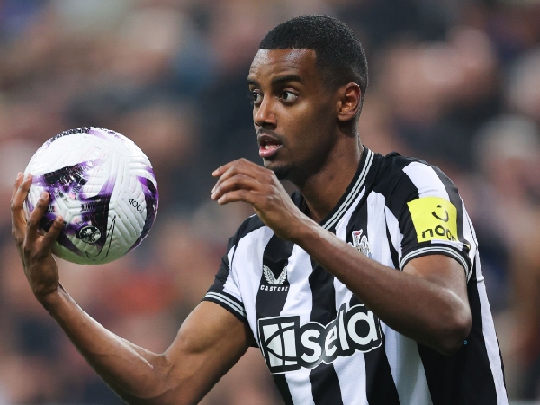 Alexander Isak masuk radar Arsenal dan Tottenham