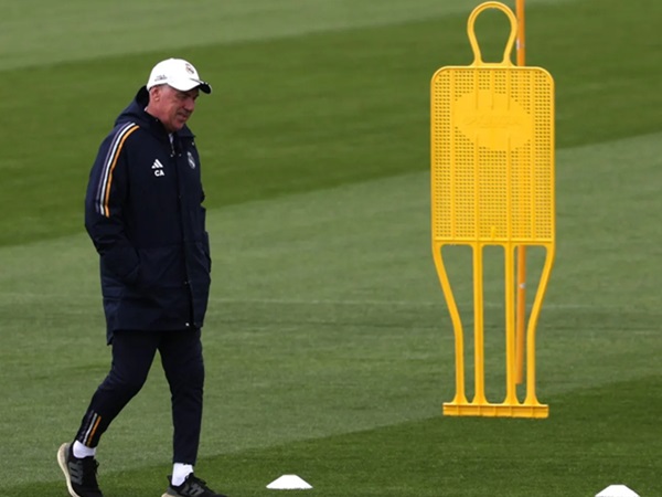 Carlo Ancelotti Hadapi Dilema Jelang Pertandingan Lawan Manchester City