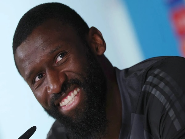 Antonio Rudiger Bocorkan Strategi Timnya Jelang Lawan Manchester City