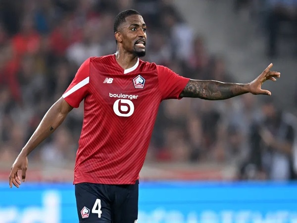 Bek tengah incaran Atletico Madrid