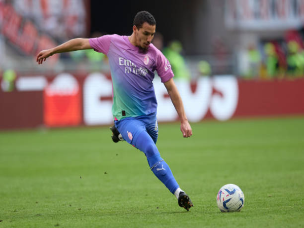 Ismael Bennacer optimis AC Milan bisa menyingkirkan AS Roma di babak delapan besar Liga Europa / via Getty Images