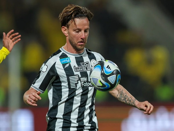 Ivan Rakitic Mulai Tetarik untuk Menjadi Pelatih