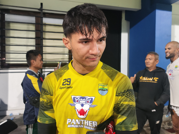 Kiper Persib, Kevin Ray Mendoza