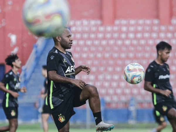 Pemain sayap Persik Kediri, Ferdinando Pahabol