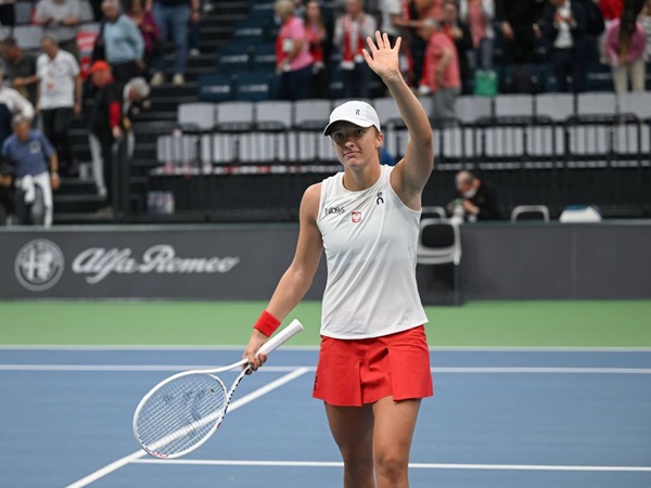 Iga Swiatek Tak Sembunyikan Kegembiraan Usai Antar Polandia Menuju Saville