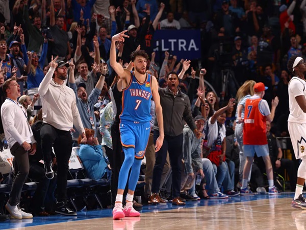 Chet Holmgren Merayakan Keberhasilan Thunder Juara Divisi Barat Laut