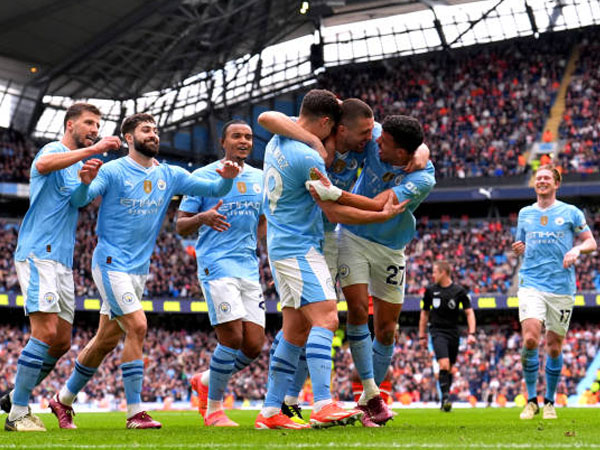 Eks Striker Liverpool Menilai Man City Kini Pegang Kendali Perburuan Gelar