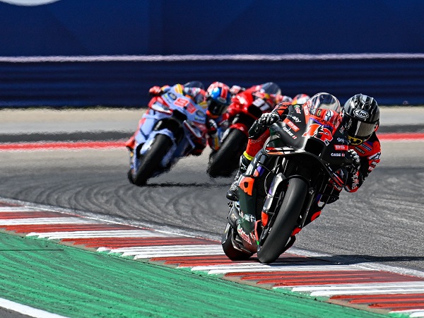 Maverick Vinales berhasil rajai pagelaran MotoGP AS.