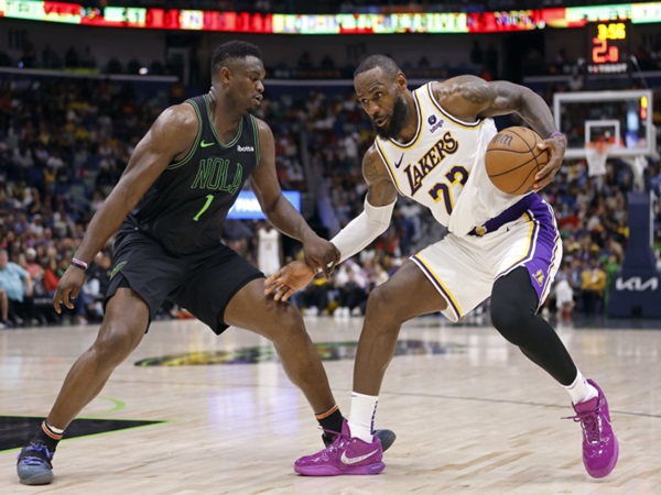 LeBron James Memberikan Pujian Setinggi Langit untuk Zion