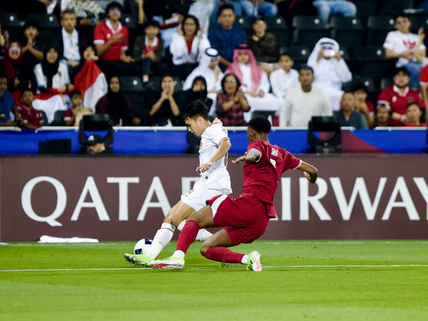 Winger timnas Indonesia U-23, Witan Sulaeman dijegal pemain Qatar U-23