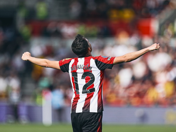 Tottenham siap lepas Reguilon