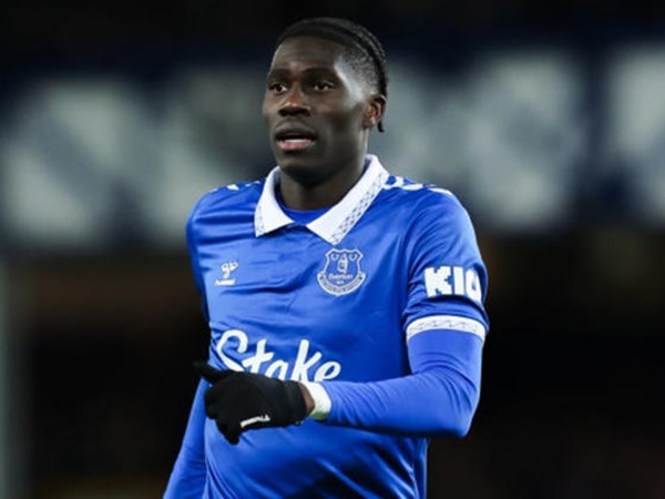 Barcelona Dapat Saingan dalam Berburu Bintang Everton