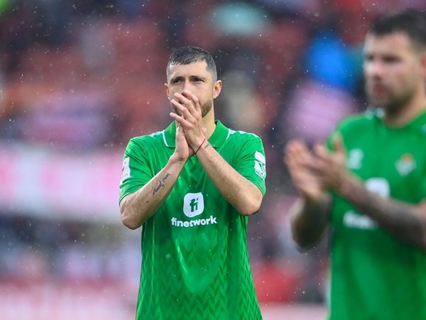 Barcelona Menghidupkan Kembali Minat pada Guido Rodriguez