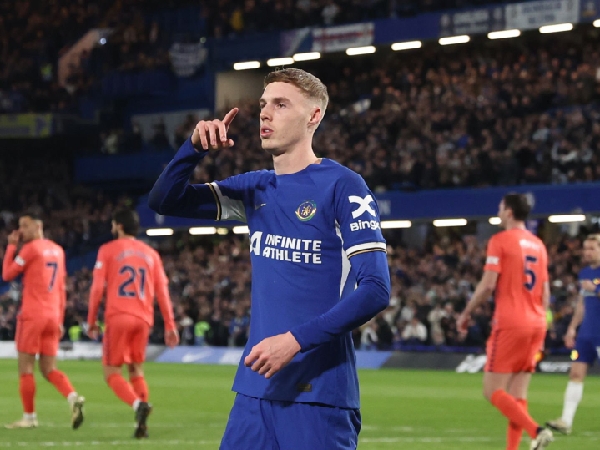 Cole Palmer memimpin daftar pencetak gol terbanyak di Premier League