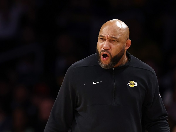 Darvin Ham tekankan konsistensi permainan saat Lakers jumpa Nuggets di playoff.